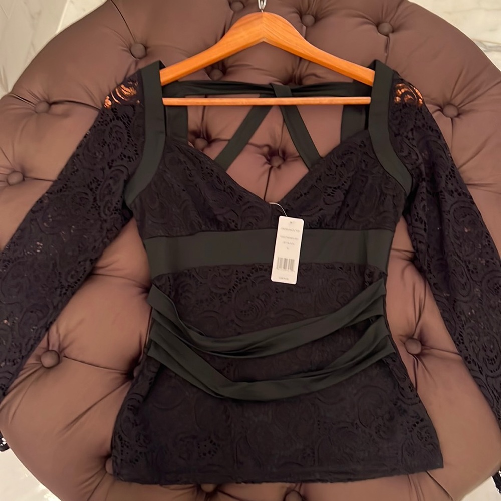 NWT bebe black top